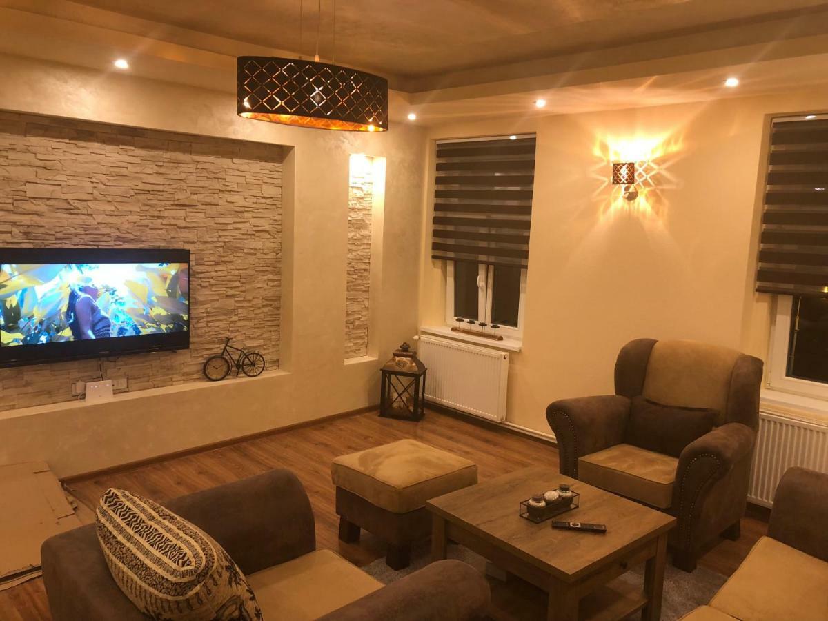 شقة Lili Apartman Mariánské Lázně المظهر الخارجي الصورة