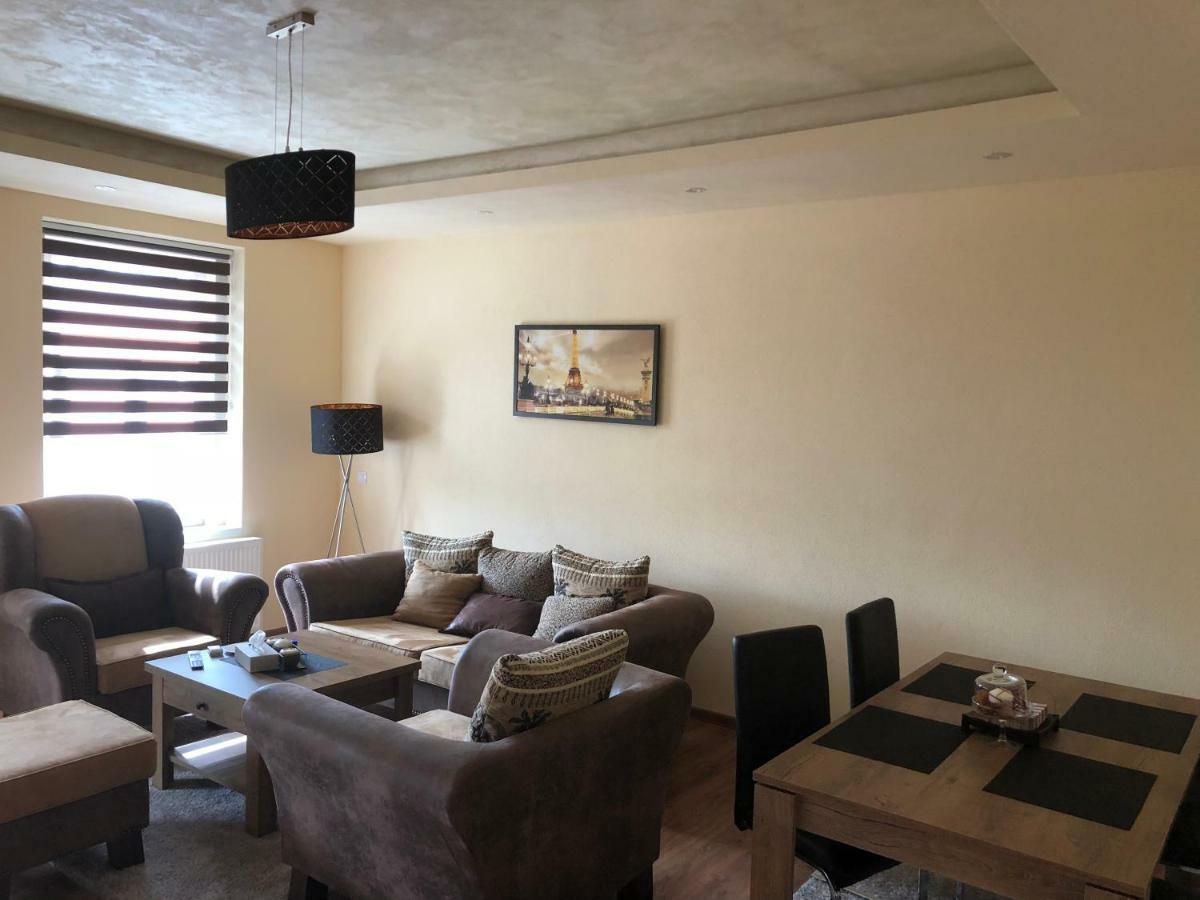 شقة Lili Apartman Mariánské Lázně المظهر الخارجي الصورة