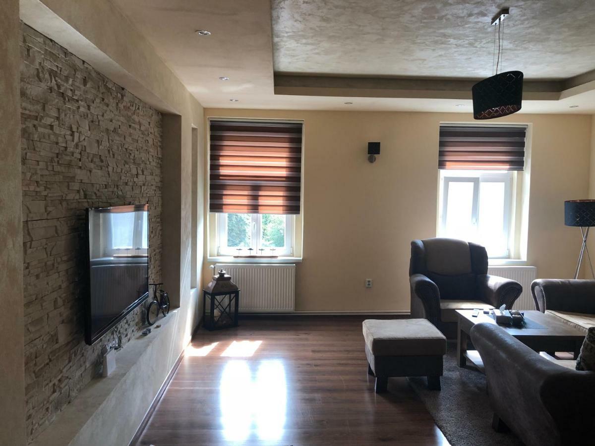 شقة Lili Apartman Mariánské Lázně المظهر الخارجي الصورة