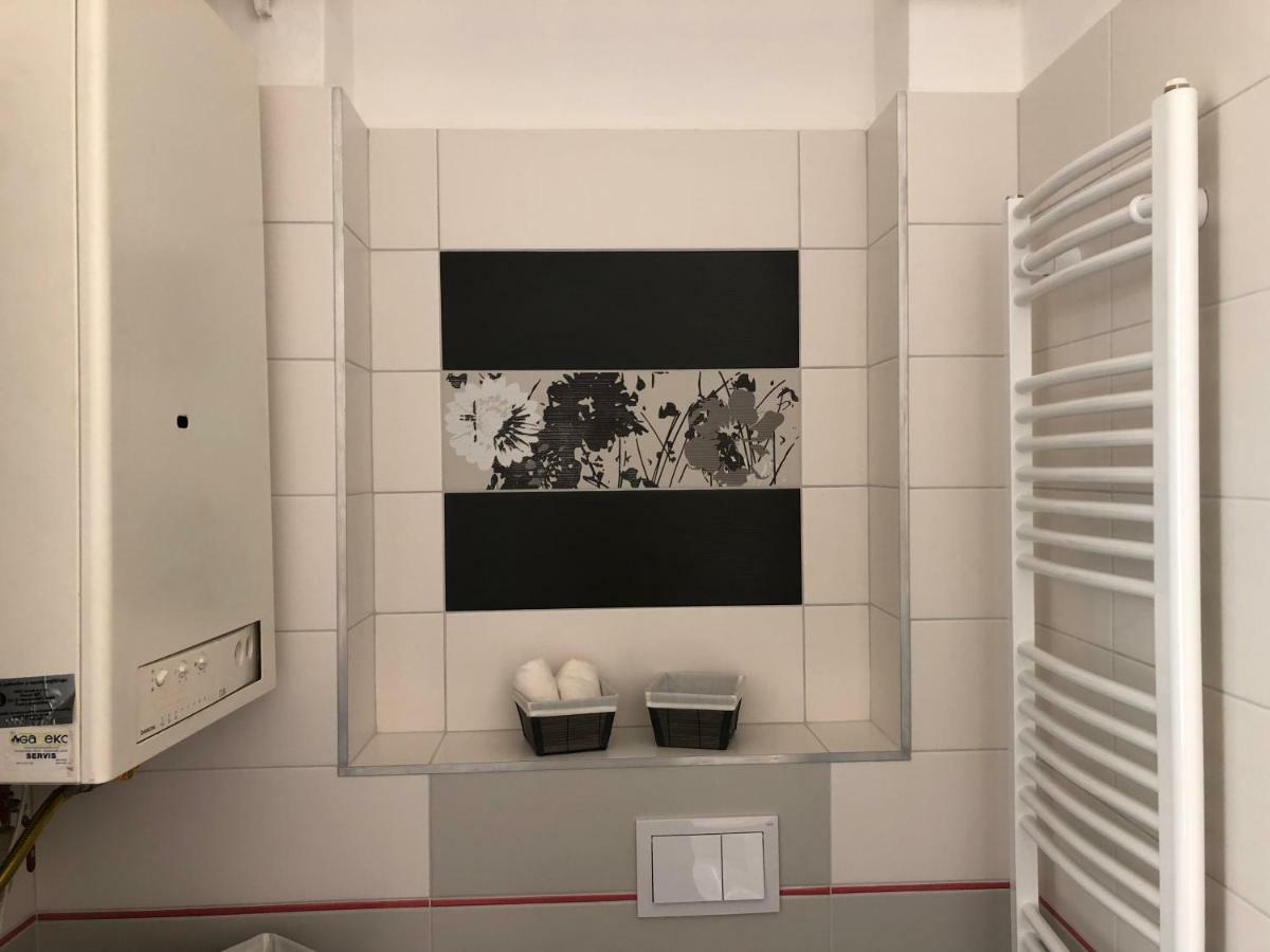 شقة Lili Apartman Mariánské Lázně المظهر الخارجي الصورة